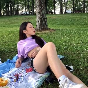 Meet your Posher, Khanh